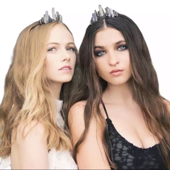 New! Raw Crystal Black Moon & Quartz - Picture 2 of 10